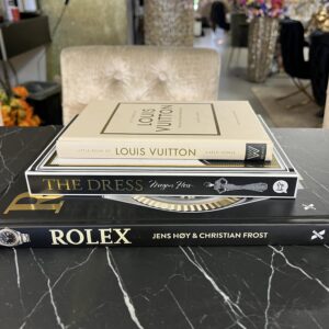 louis vuitton boek decoratie